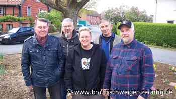 Freiwillige bringen schmuddeligen Platz in Barbecke in Schuss