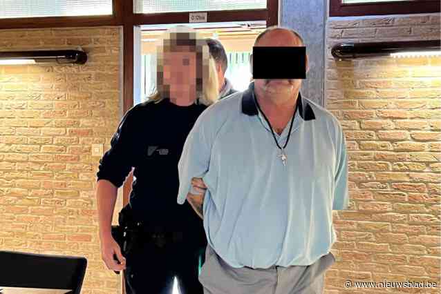 Man (60) krijgt enkelband na fatale burenruzie met Willy (86): “Hij moet bij zijn moeder verblijven”