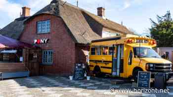 Virales Social-Media-Video : Bundesweite Empörung über rassistisches Gegröle vor Sylter Lokal