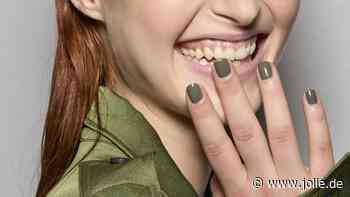 Matcha Swirl Nails: Der dreamy Maniküre-Trend, den du diesen Sommer ausprobieren musst