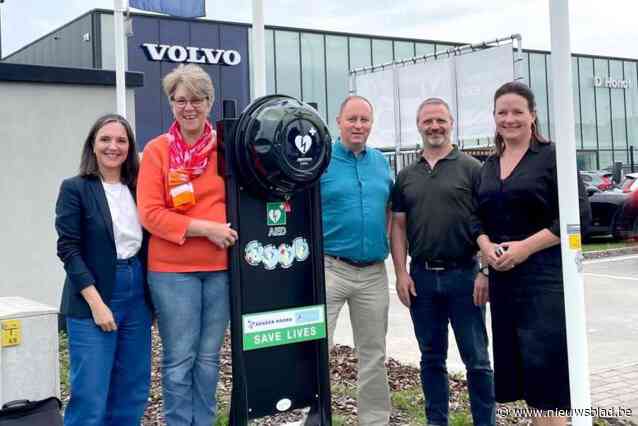 Vijf publieke AED-toestellen geplaatst op bedrijventerrein Dender Noord