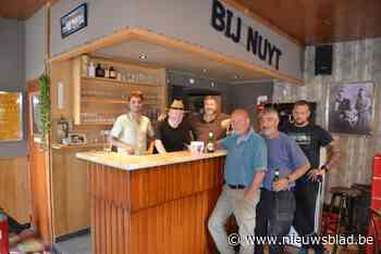 Vier jaar na overlijden van laatste cafébazin zet legendarisch café de tapkraan nog een allerlaatste keer open, daarna gaat het tegen de vlakte