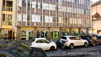 Rapina a mano armata alle Poste: la cassaforte è chiusa e il bandito scappa con soli 400 euro