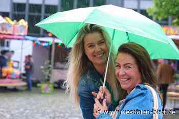 Verregneter Start ins Bünder Frühlingsfest