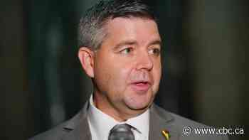 Harrison resigns as house leader for not telling premier he brought hunting rifle into Sask. legislature