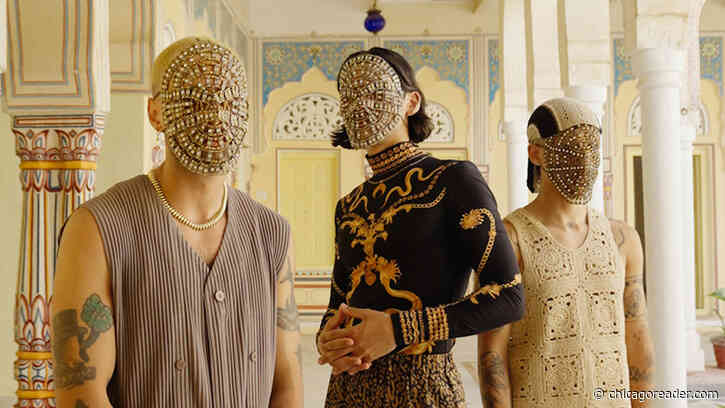 Mysterious Australian instrumental trio Glass Beams make their Chicago debut