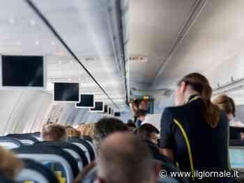 Le tre cose da non fare mai in aereo: i consigli da seguire durante il volo