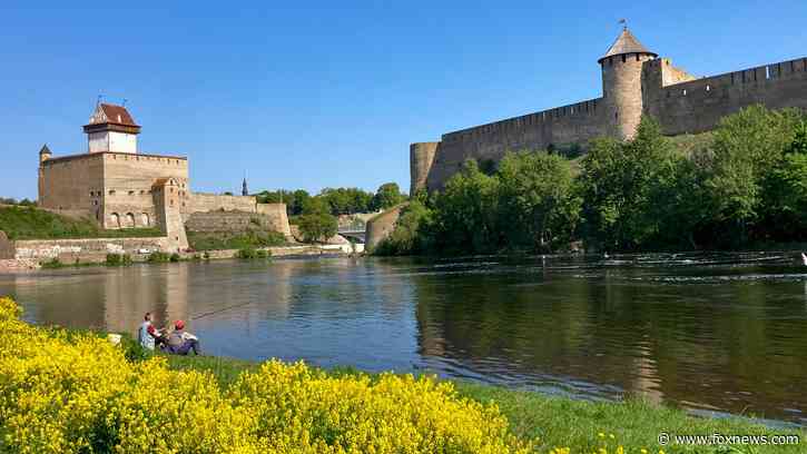 Russia removes buoys on Estonian border, EU demands explanation