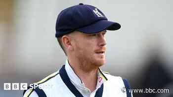 Bears skipper Davies shines in rainy  return to Lancashire