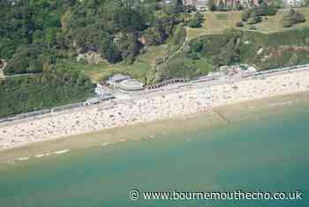 Murder investigation after stabbing on Durley Chine beach