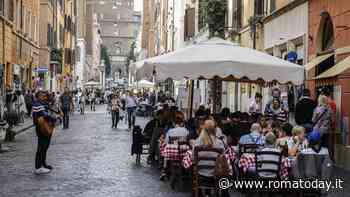 Dehors e tavolini, "impossibile renderli strutturali per legge": il Campidoglio bacchetta il Governo