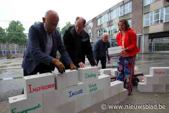 Symbolische eerste steen voor lagere school en wetenschapsblok van Sint-Gabriëlcollege: “In mei 2025 willen we de gebouwen open”