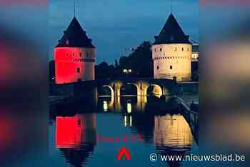 Broeltorens kleuren rood en wit voor cruciale voetbalmatch