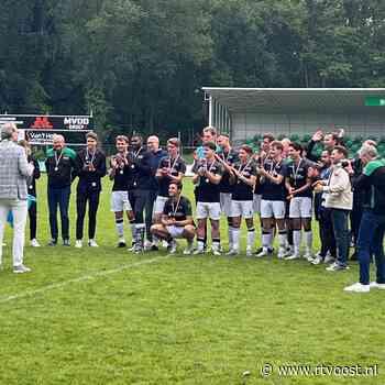 Uitslagen zaterdagvoetbal: ATC'65, CSV'28 en DES pakken titel op slotdag