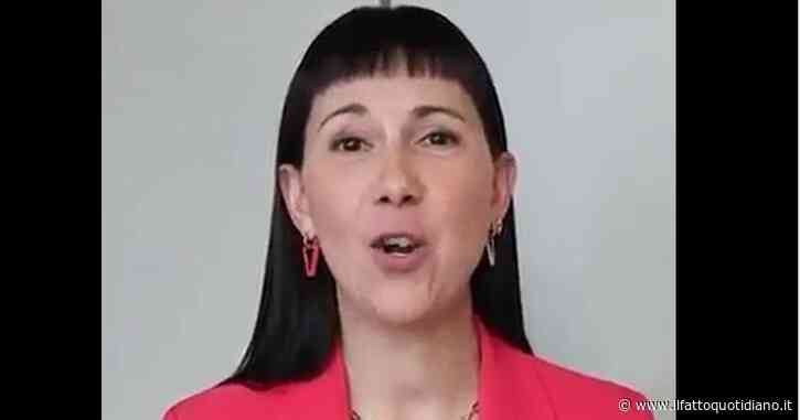 L’incredibile video della candidata leghista in Piemonte: spiega il voto disgiunto e dice di non votare Cirio. “Mettete la X sul M5S”