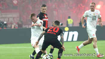 Trotz langer Unterzahl: Leverkusen ringt Lautern nieder und holt das Double