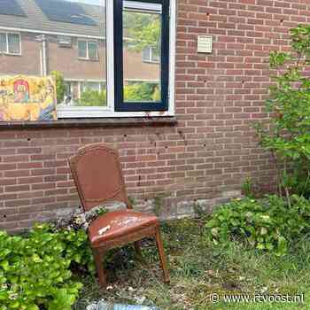 Politiehond die zich tegen arrestatieteam in Dalfsen keerde vandaag overleden