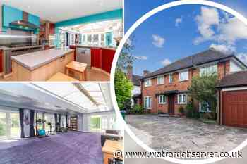 Zoopla selling stunning £1.5m detached Watford home