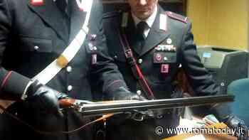 "C'è un uomo armato che spara in piazza, correte": notte di paura alle porte di Roma