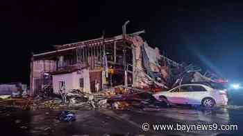 At least 9 dead in Texas, Oklahoma and Arkansas after severe weather roars across region