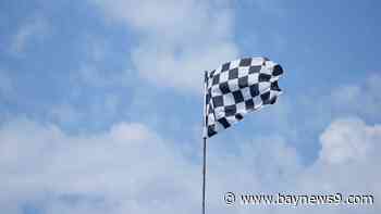 Indianapolis 500 fans told to evacuate amid oncoming severe weather