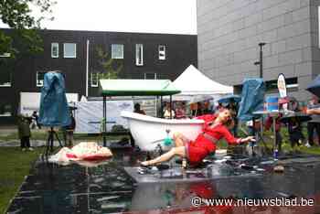 Plensbuien spelbreker op Parktheaterfestival