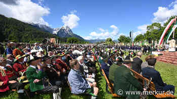 „Die wahren Europäer“: Gebirgsschützen feiern in Garmisch-Partenkirchen