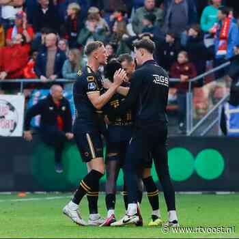 LIVE | Bus die spelers Go Ahead Eagles terug naar Deventer moet brengen staat klaar