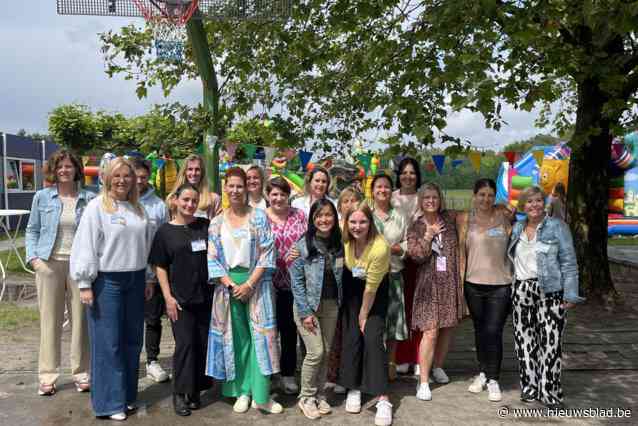 Zandjanneke blaast 25 kaarsjes uit