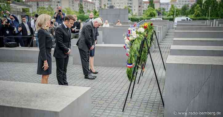 Macron legt Kranz am Holocaust-Denkmal nieder