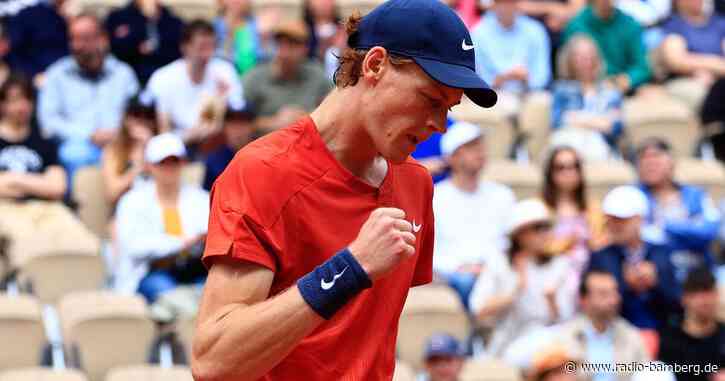Sinner gewinnt Erstrundenmatch bei French Open