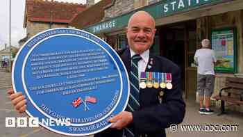 Plaque unveiled at US troops' D-Day railway station