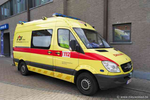 16-jarige bromfietser gewond na aanrijding