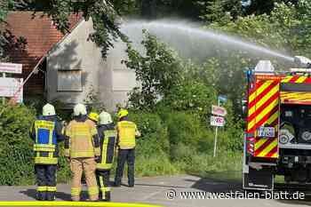 Großeinsatz an der Knoller Straße: Dachgeschoss brennt