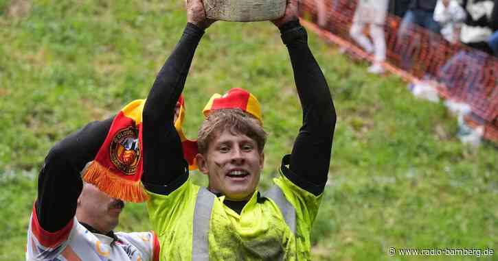 Käserennen: Mann aus München gewinnt kuriosen Wettbewerb