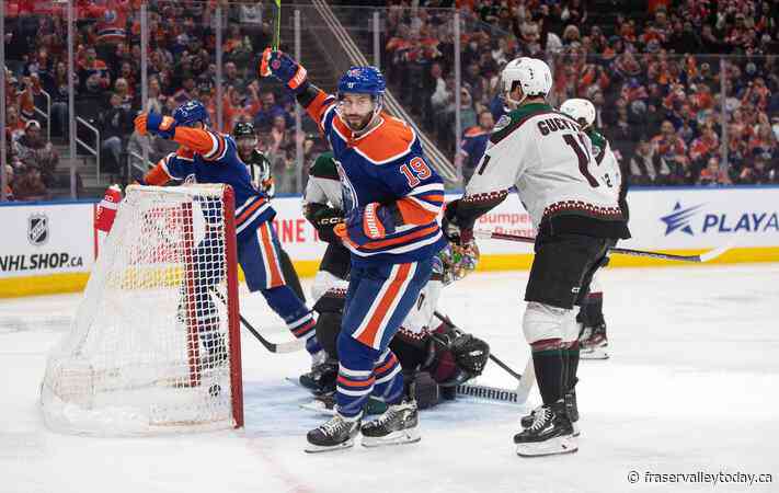 Oilers forward Adam Henrique to play in Game 3 of Western Conference final