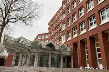 Angeklagter soll 15-Jährige vergewaltigt haben