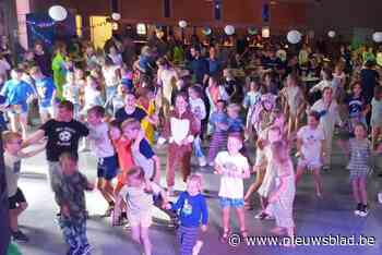 Kinderfuif tovert parochiecentrum om tot Hollywood