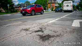 Hamilton tops CAA list of worst Ontario roads for 3rd straight year, ahead of Toronto and Orillia