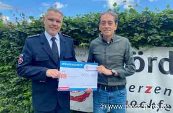 POL-HI: Diversity-Tag Polizei übergibt Spendenscheck