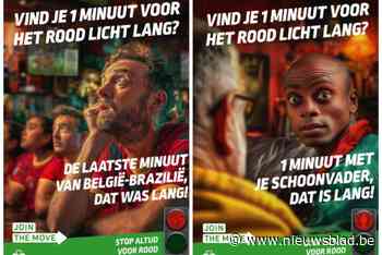 Affiches wijzen voetgangers, fietsers en steps op gevaren van het rood licht te negeren
