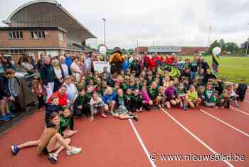 Vernieuwde atletiekpiste op sportcentrum Benny Vansteelant in gebruik genomen