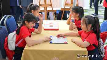 Ganz im Sinne Erdogans: Gewerkschaften nehmen "despotischen" Lehrplan auseinander