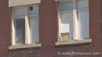 Mo. firefighters rescue 3 children inside burning abandoned building