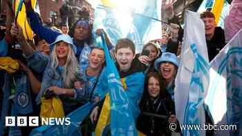 Thousands turn Manchester blue for City's victory parade
