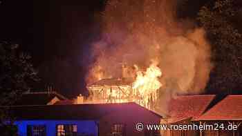 Schon die Anfahrt war eine Herausforderung: Großbrand in Sägewerk bei Gars – So lief der Einsatz