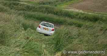 Auto belandt in berm op A50: anderhalf uur vertraging richting Oss