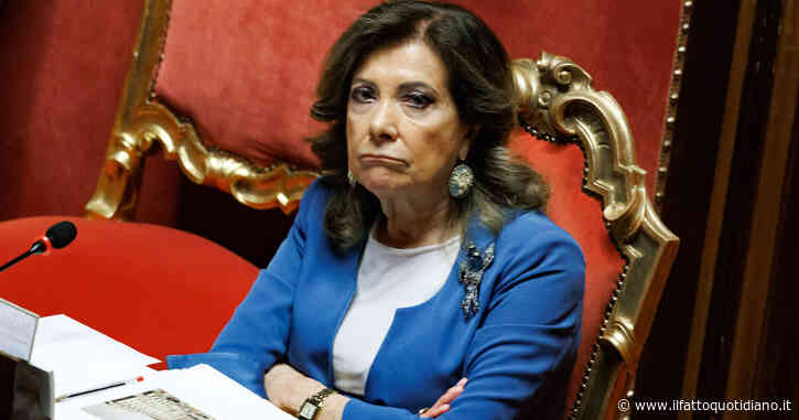 La ministra Casellati manda a quel paese Borghi di Italia Viva. Caos al Senato, seduta sospesa, chiesto il “var”