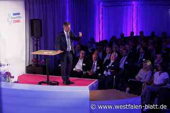 Besuch in Bielefeld: Habeck weist Bürokratie-Mitschuld von sich