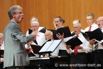 Männer besingen die Leichtigkeit des Frühlings